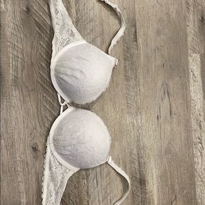 BNWOT Victoria’s Secret “I do” Bombshell Bra
